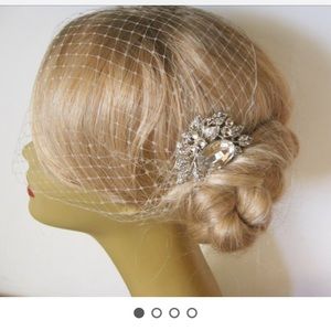 Bridal comb and blusher
